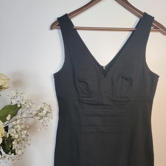 BLACK Mexx V-neck vintage mini dress. - Picture 3 of 10